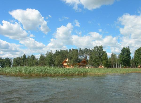 Holiday Complex Cirmas Ezerkrasts Ludza Eksteriør billede