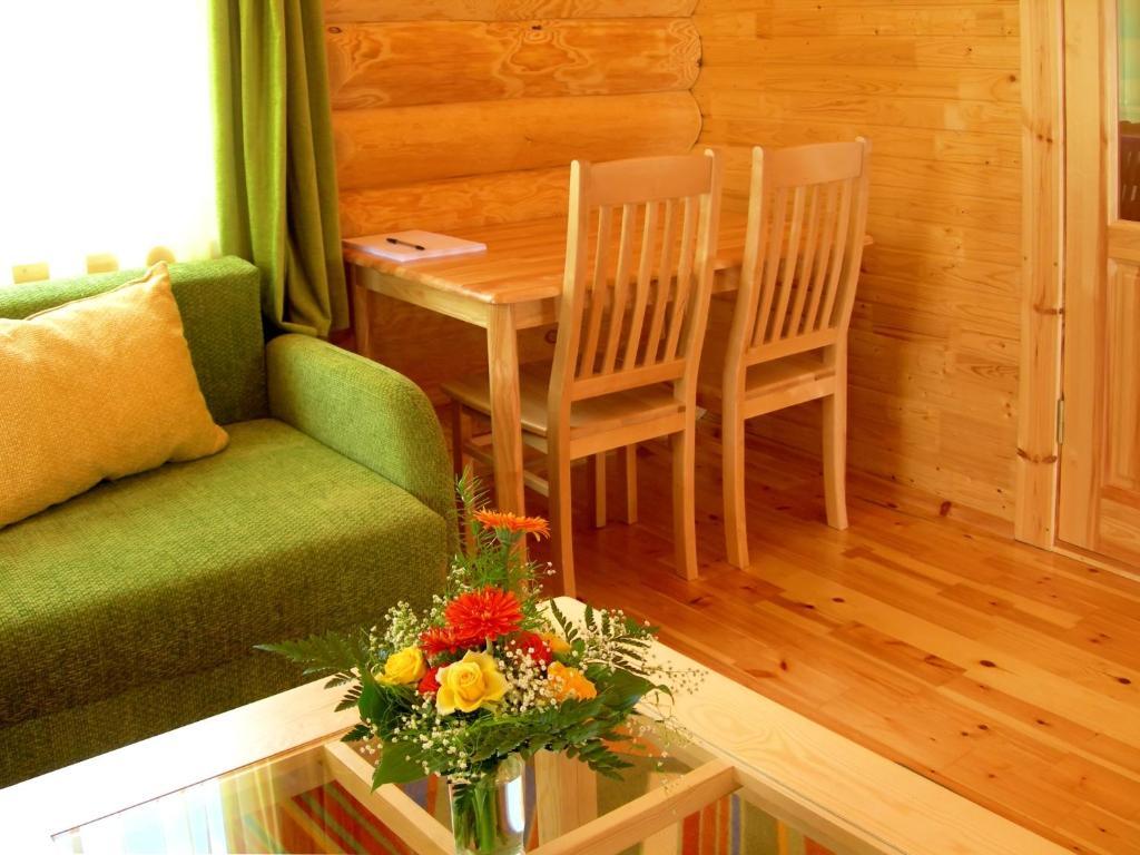 Holiday Complex Cirmas Ezerkrasts Ludza Eksteriør billede